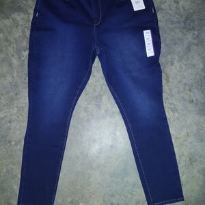 Signature by Levi Strauss women's jeans